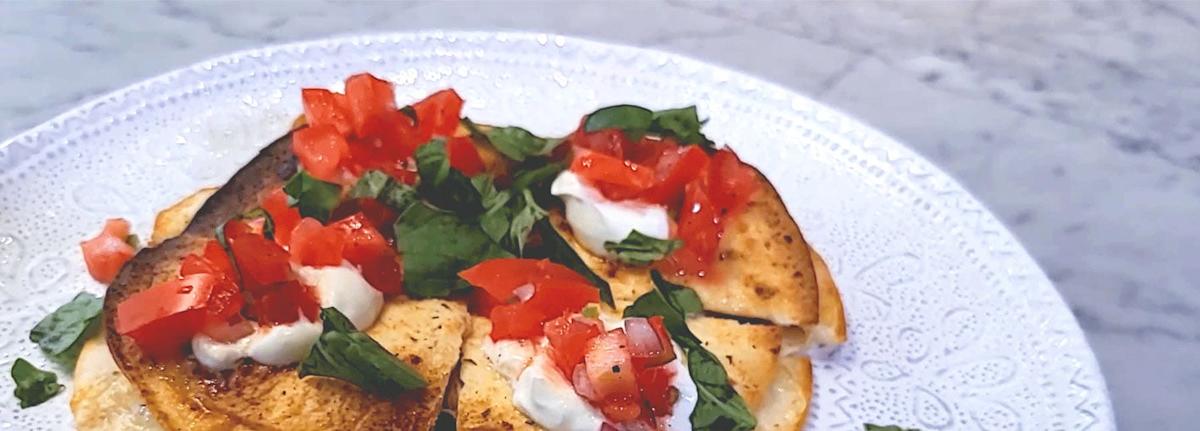 Ranch Chicken & Mushroom Quesadilla with Salsa | Hidden Valley™ Ranch