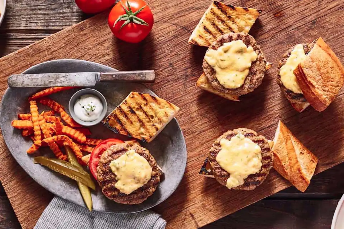Cheesy Ranch Turkey Burgers
