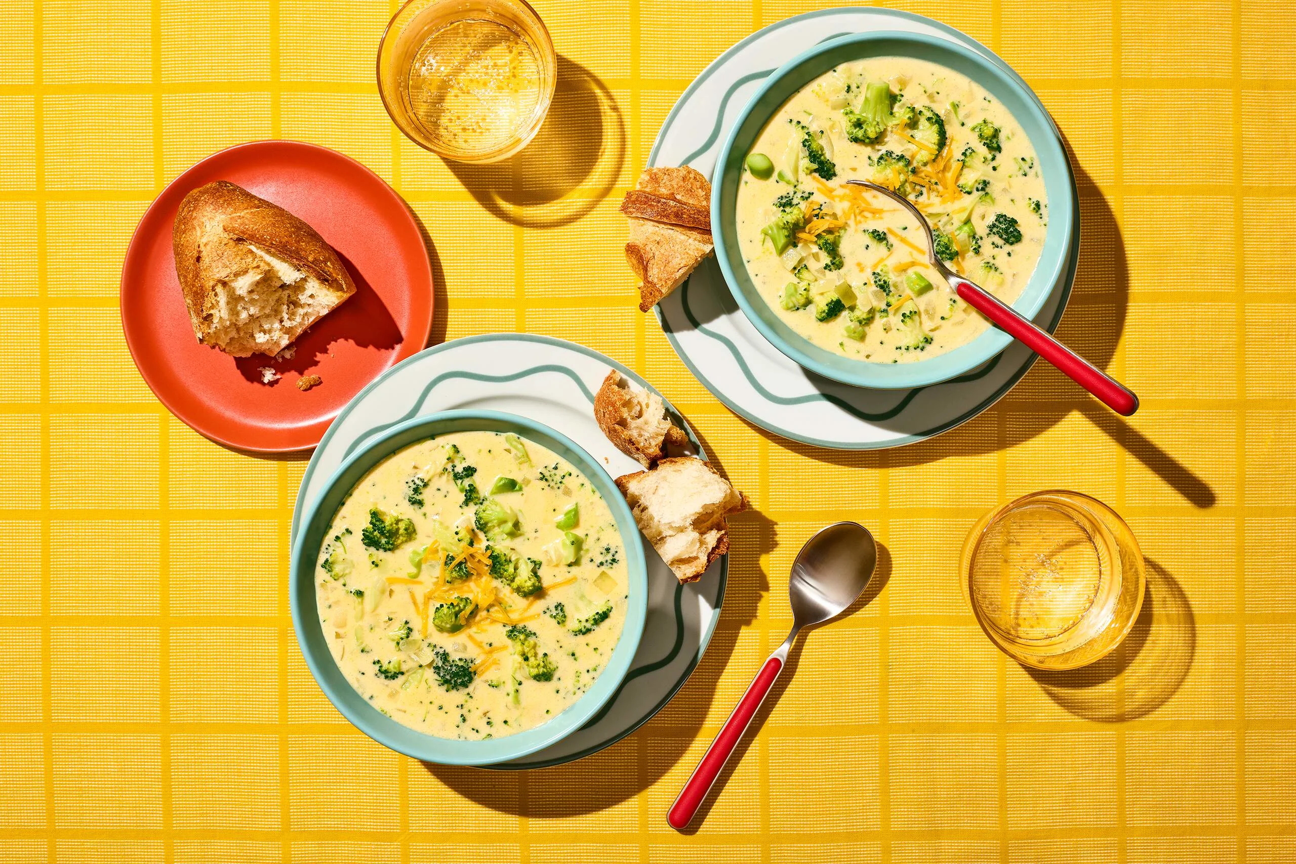 Multicooker Broccoli Cheddar Cheese Ranch Soup