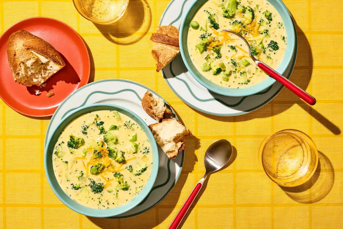 Multicooker Broccoli Cheddar Cheese Ranch Soup