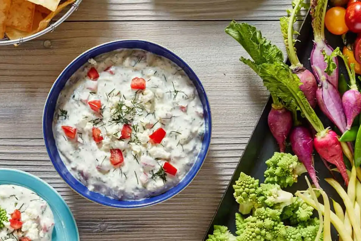 Garlicky Feta Dip