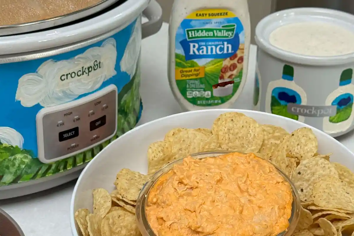 Snack-Tastic Slow Cooker Hidden Valley Ranch Chow