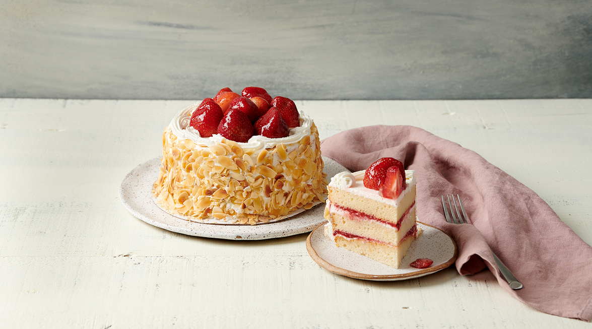 Strawberry and Cream Cake