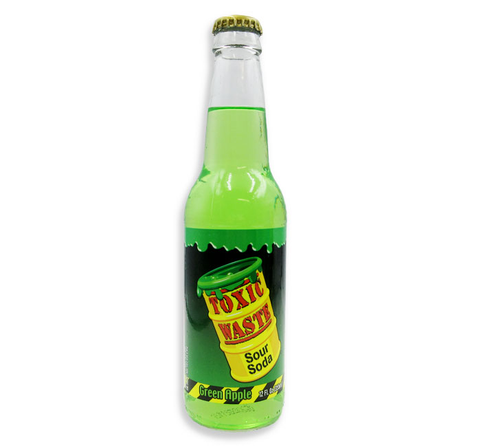 Toxic-Waste-Soda-Green-Apple-Sour-by-Rocket-Fizz R830