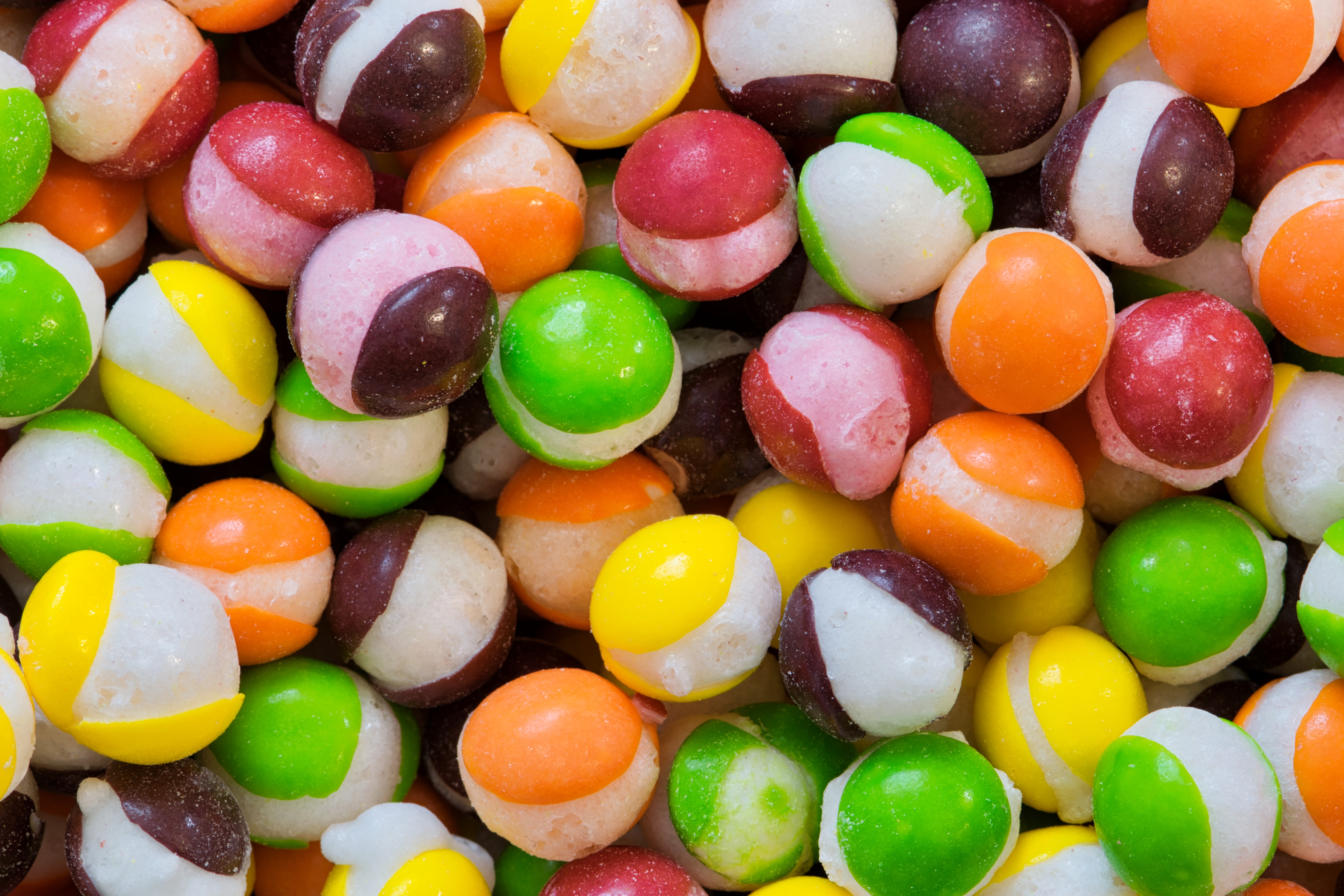 Freeze-Dried-Skittles-Crunchy-Rainbow-Bites 2108632361
