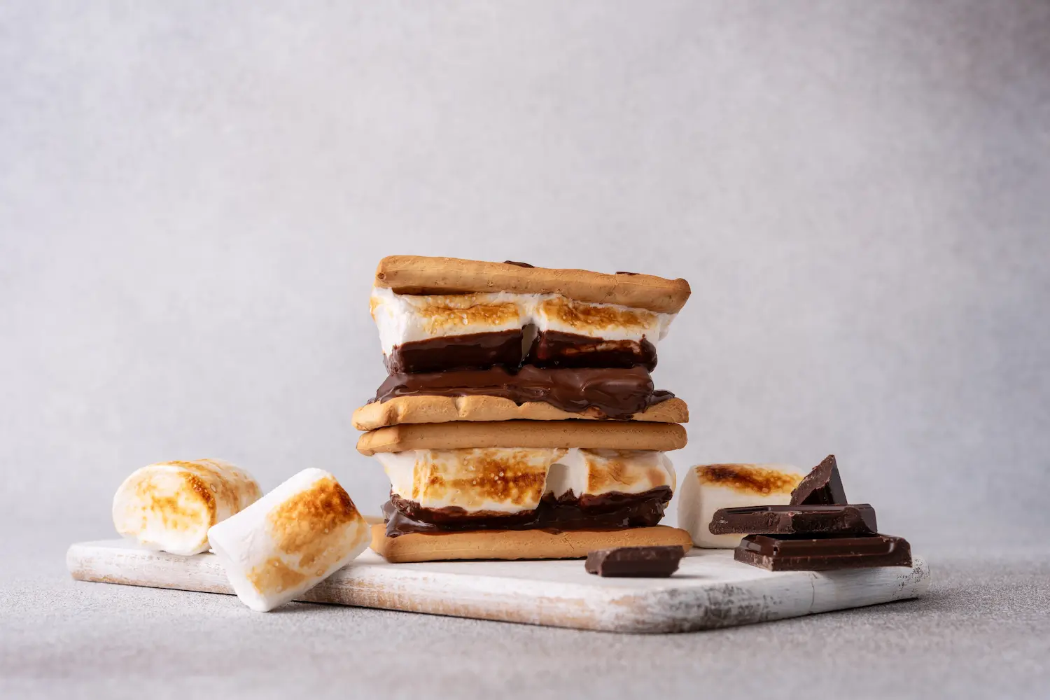 Classic S'mores: The Unsung Hero of Outdoor Adventures