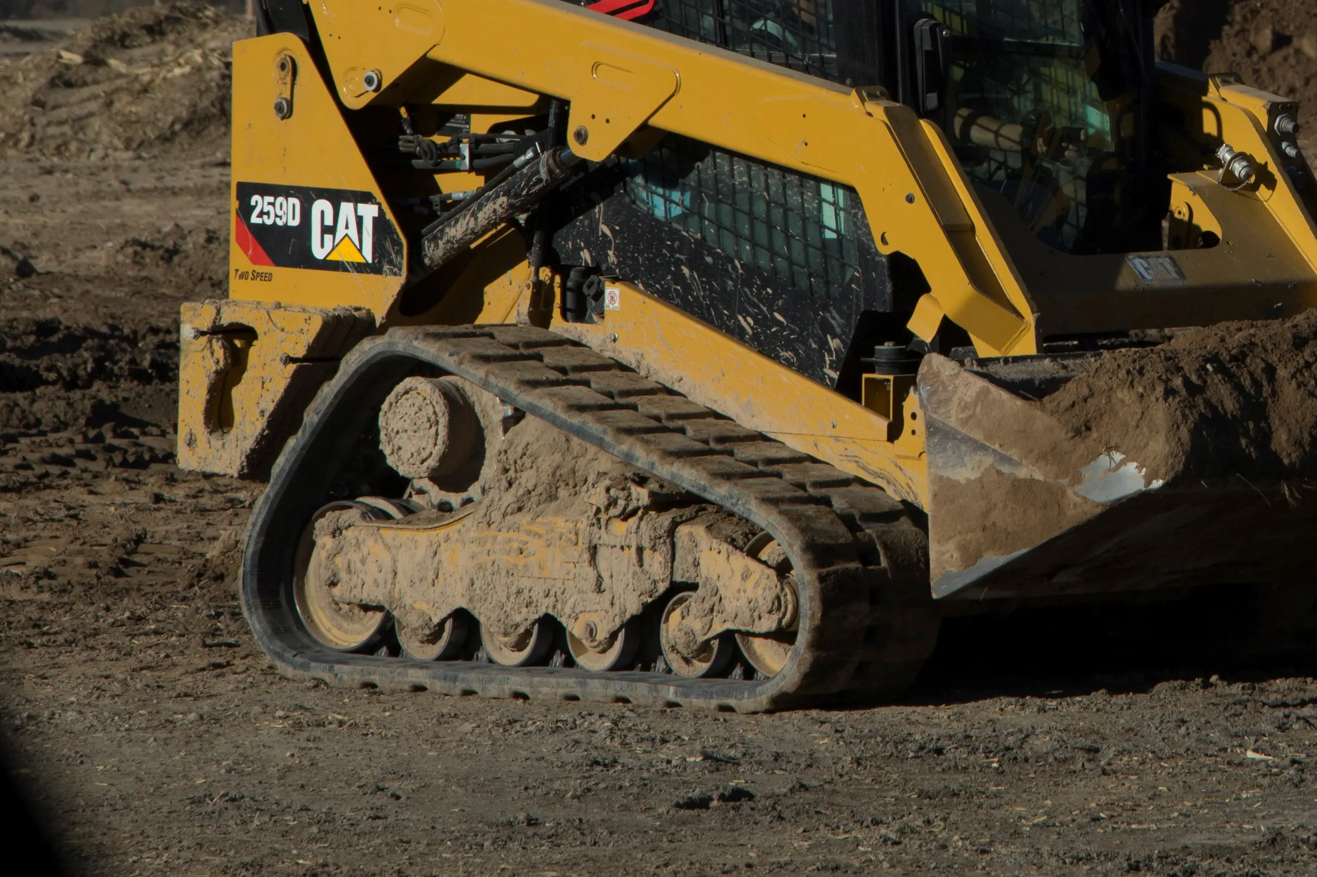 cat-rubber-tracks-banner