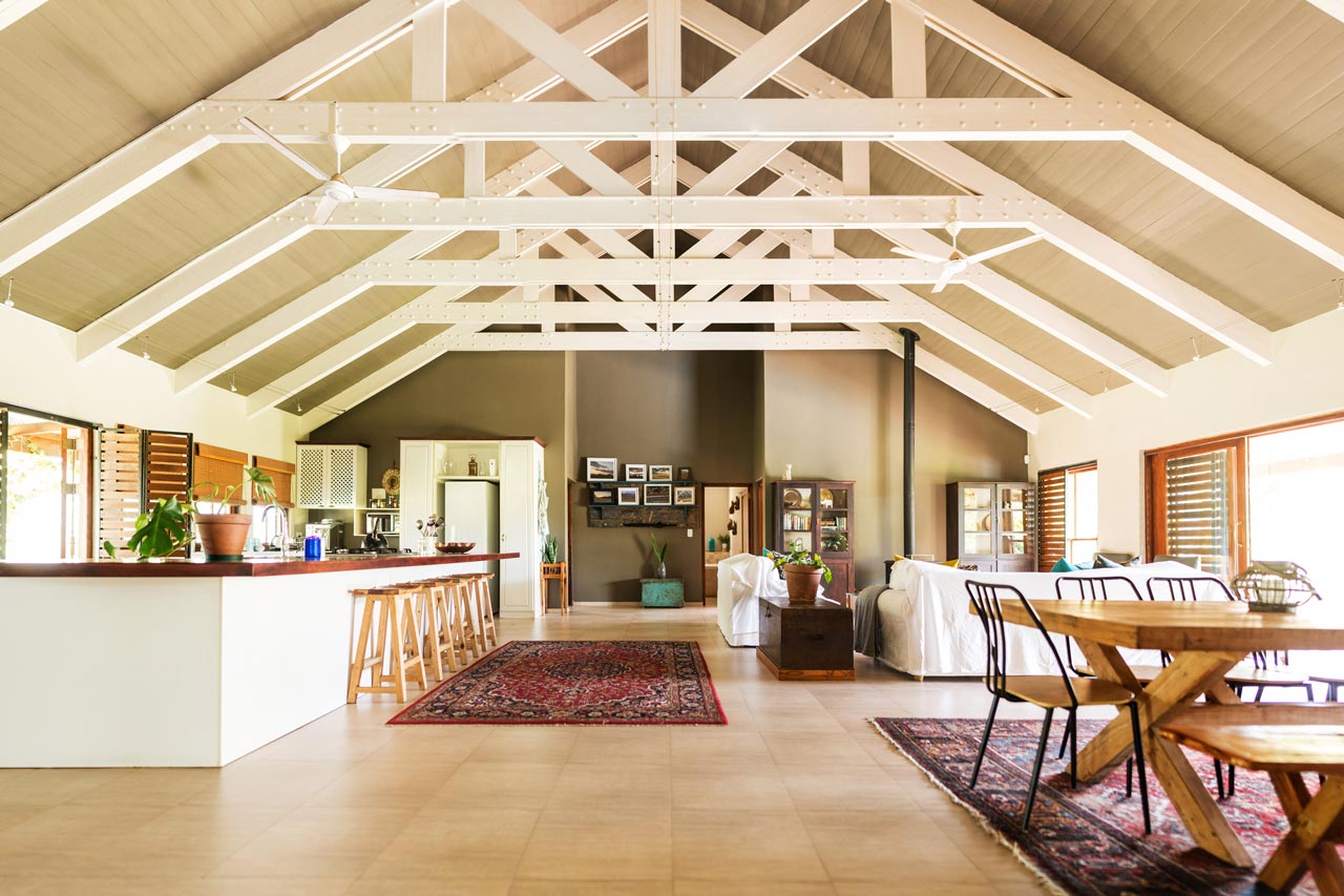 Interior Barndominium Vaulted Ceilings 