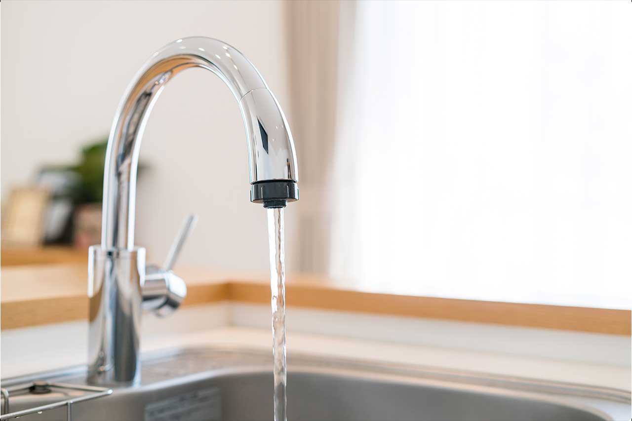 Install Or Replace A Faucet Kitchen, How Much Money Does It Cost To Replace A Kitchen Faucet