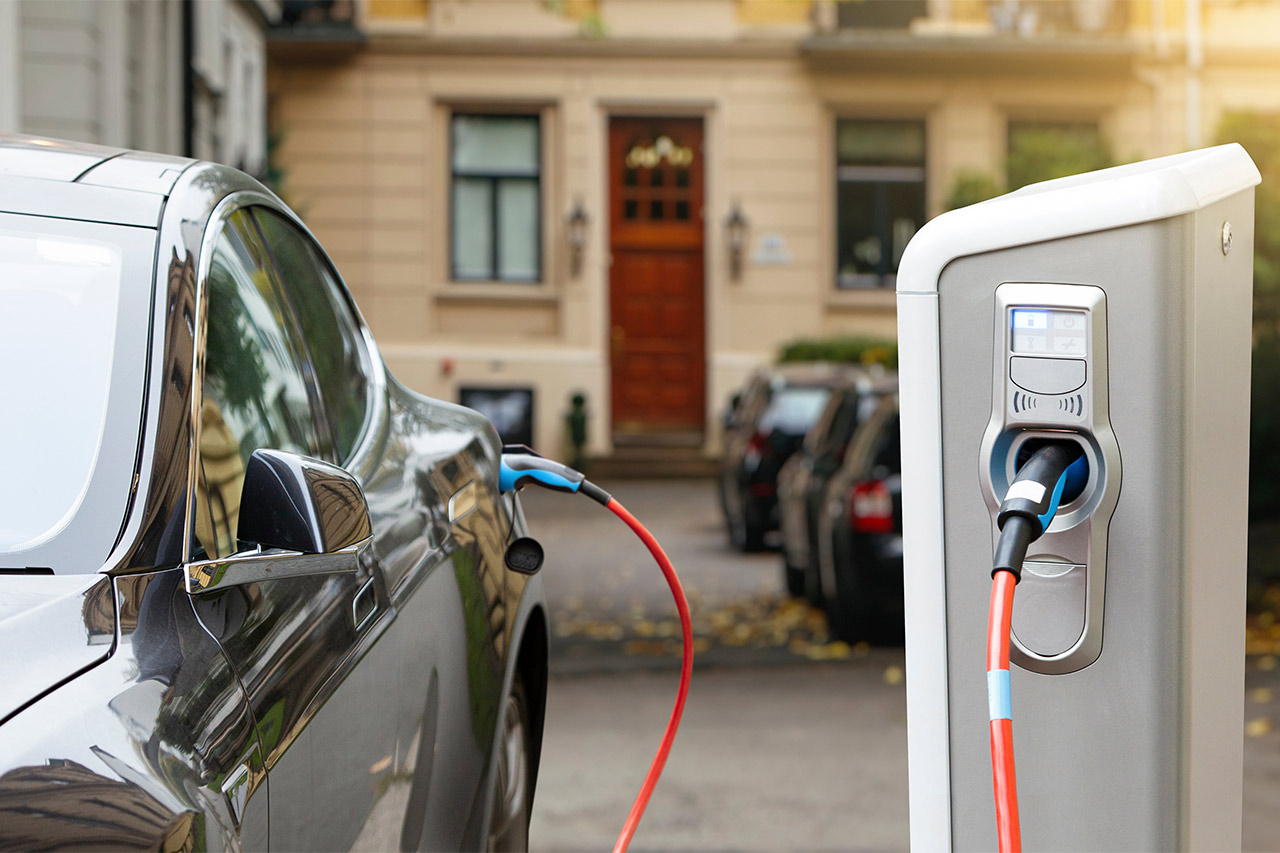 how-much-does-it-cost-to-build-an-electric-car-charging-station