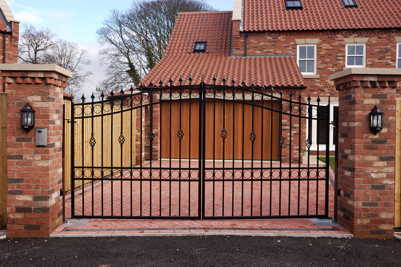 Overeenkomend Antecedent Doctor in de filosofie How Much Do Automatic Driveway Gates Cost?