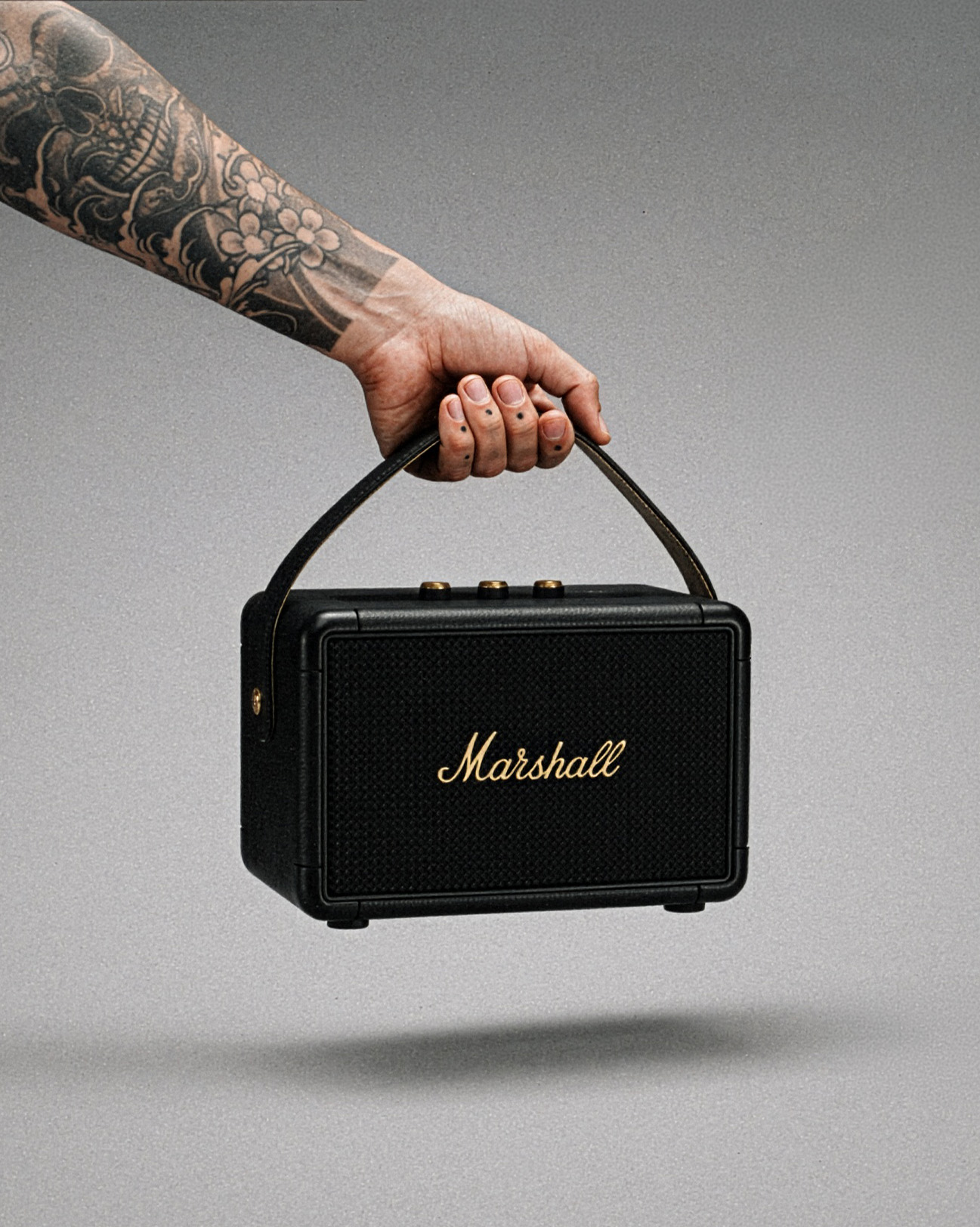 Kilburn II Black and Brass - Portable speaker | Marshall.com