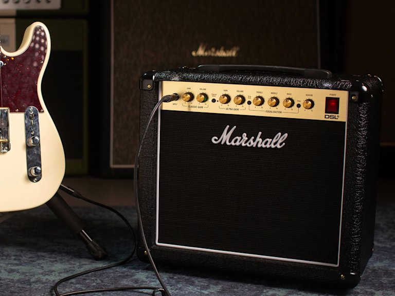 Tone: Clean, Crunch, or Distortion