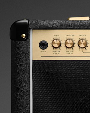 The top right corner of the Studio 900 Combo