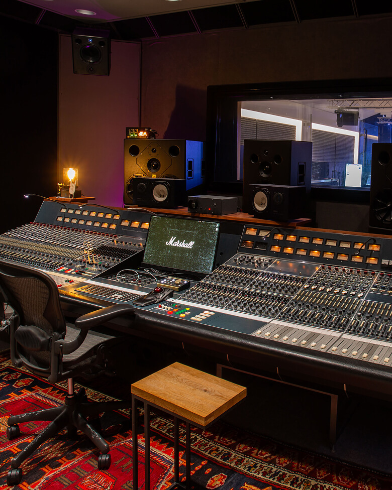 Marshall Studio - 世界水準のレコーディングとミキシング | Marshall.com