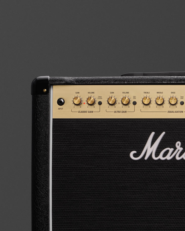 Una imagen ampliada de DSL40 Combo en negro y dorado