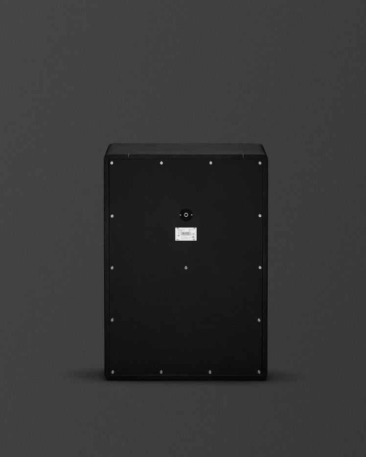 Parte trasera de la caja acodada Marshall ST212