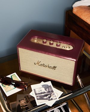 The new release by Marshall: Acton III burgundy