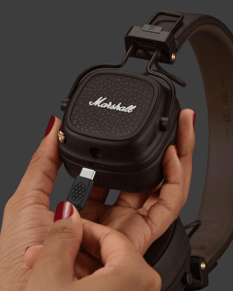 Major V対応 - トラブルシューティング : イヤホンの電源が入らない