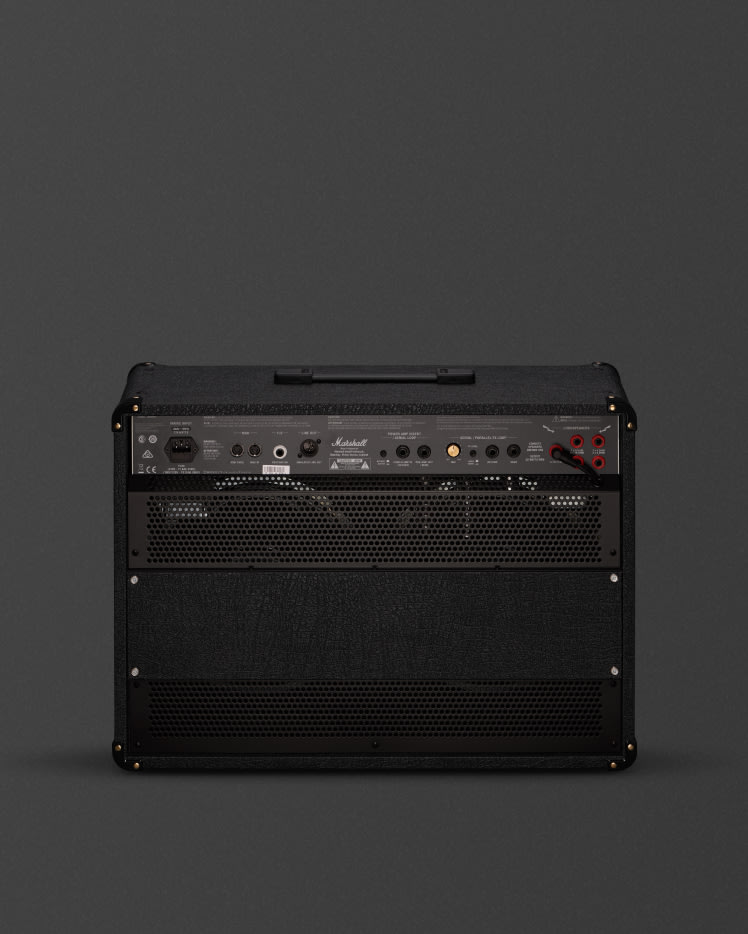 Parte trasera Marshall JVM210C sobre fondo gris