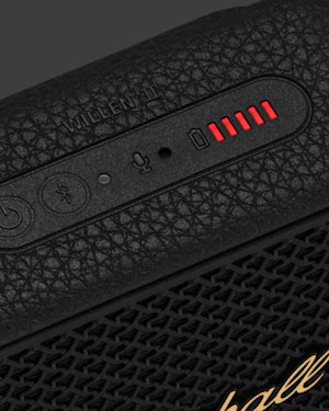 El indicador de batería en la parte superior del altavoz Marshall Willen II.