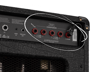 Una imagen que muestra Marshalls DSL40 Combos cinco salidas de altavoz