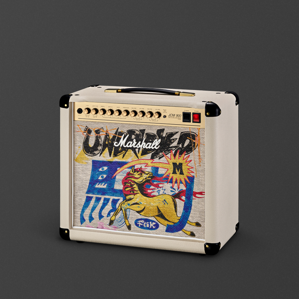 Amps_-_PLP_hover_-_studio_900-