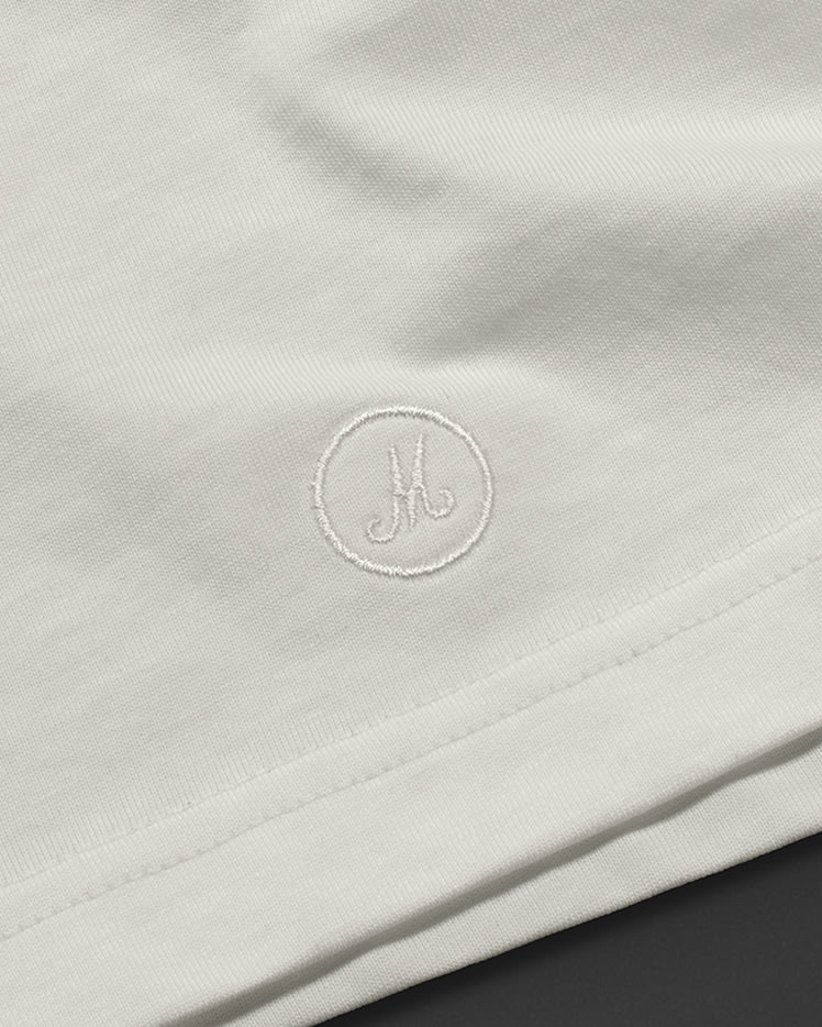 Close up of the Marshall script logo on the Heritage Reissue ‘Sound Equipment’ T-shirt