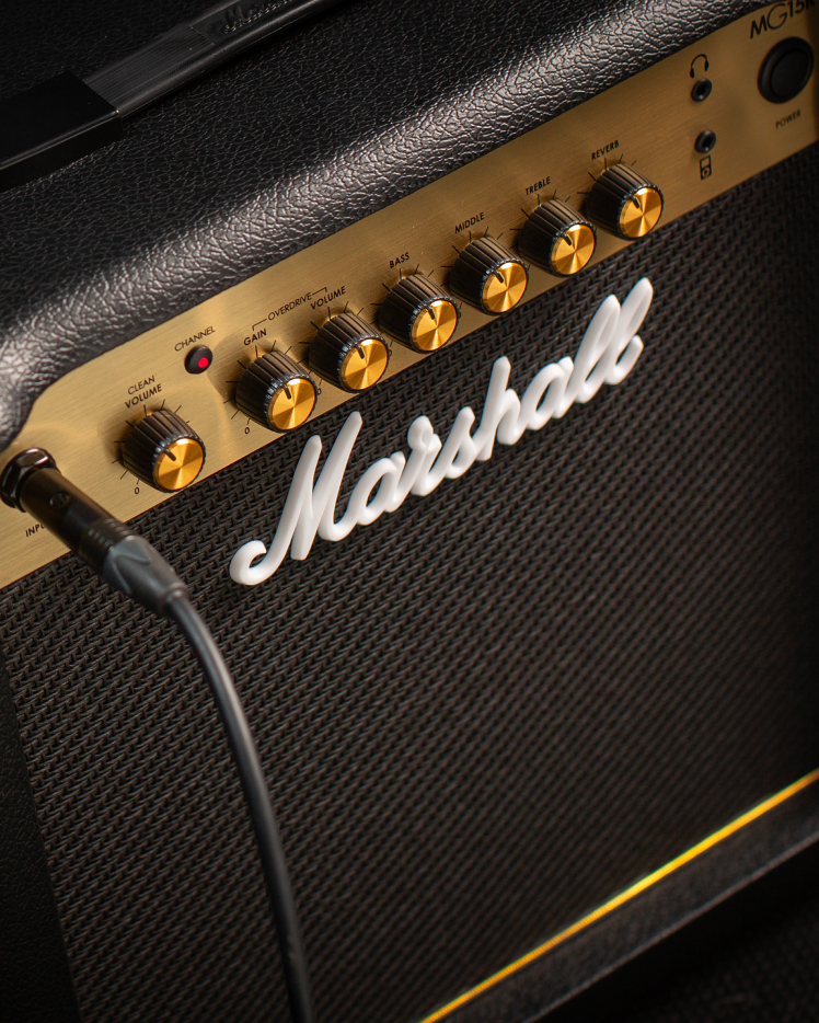 MG15R Compact 15W combo amp perfect for band practice | Marshall.com