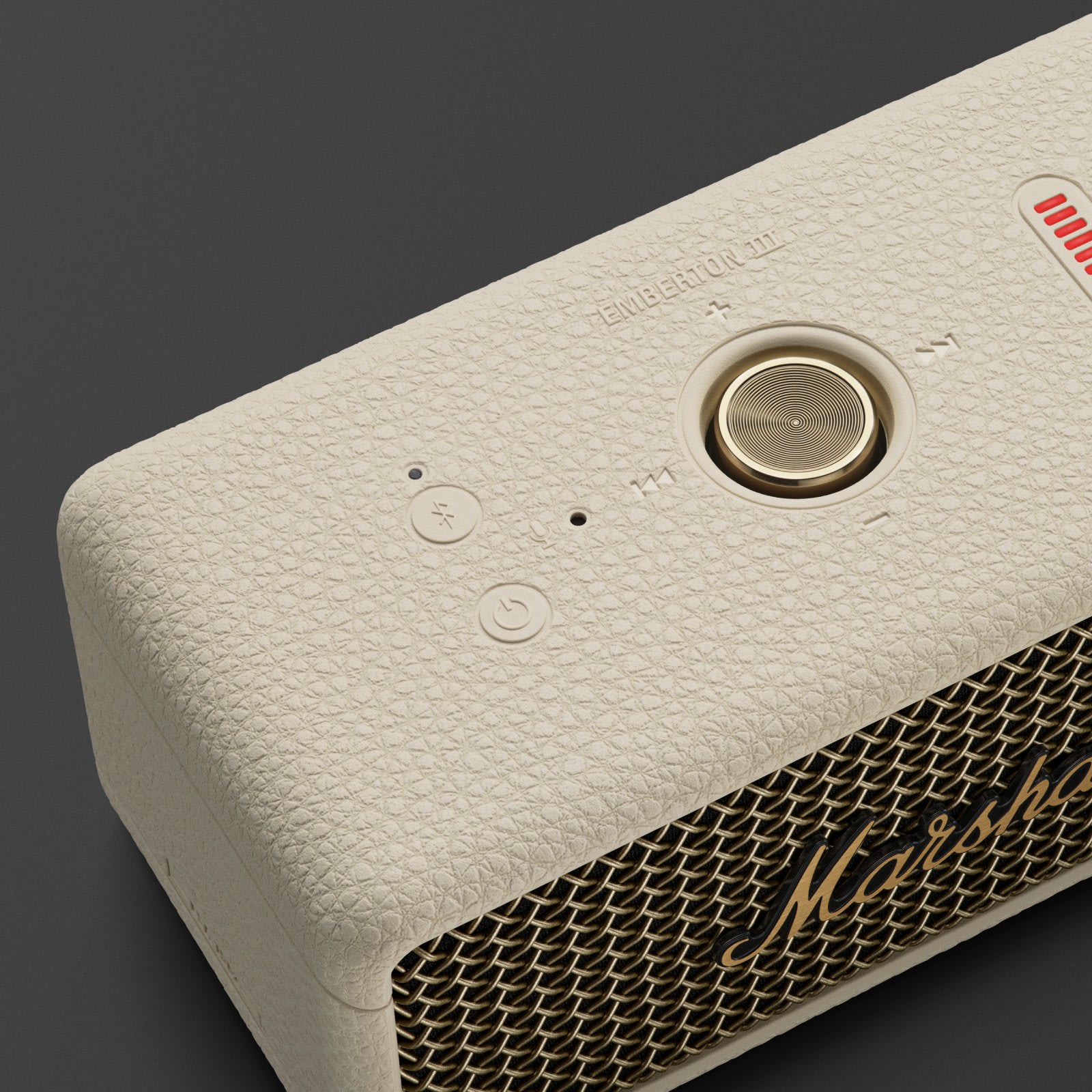 emberton-iii-zoom-desktop-3.