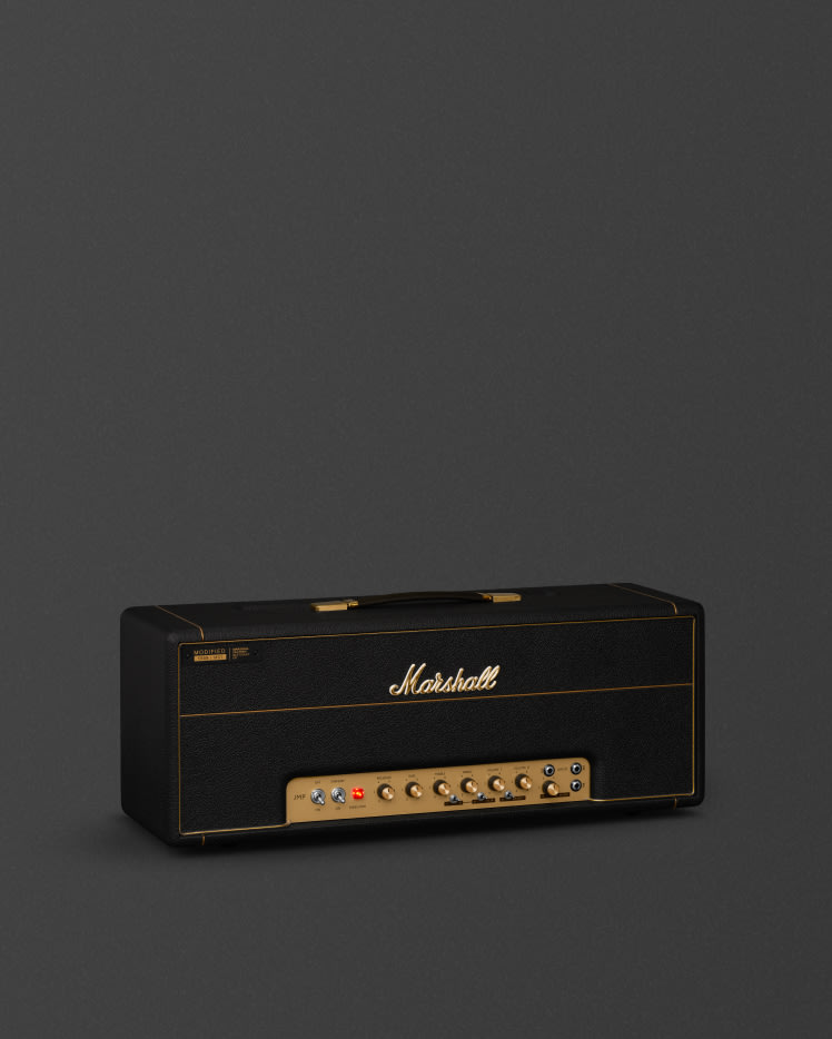 Slightly angled to the left image of the 1959 Modified amp