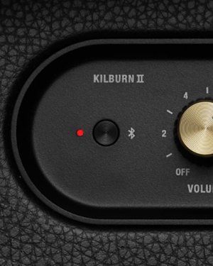 Le bouton Bluetooth sur le haut de l'enceinte Kilburn II.