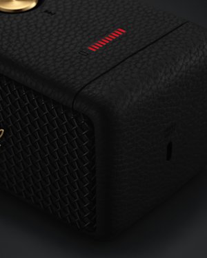 The battery indicator and charge input on an Emberton II.