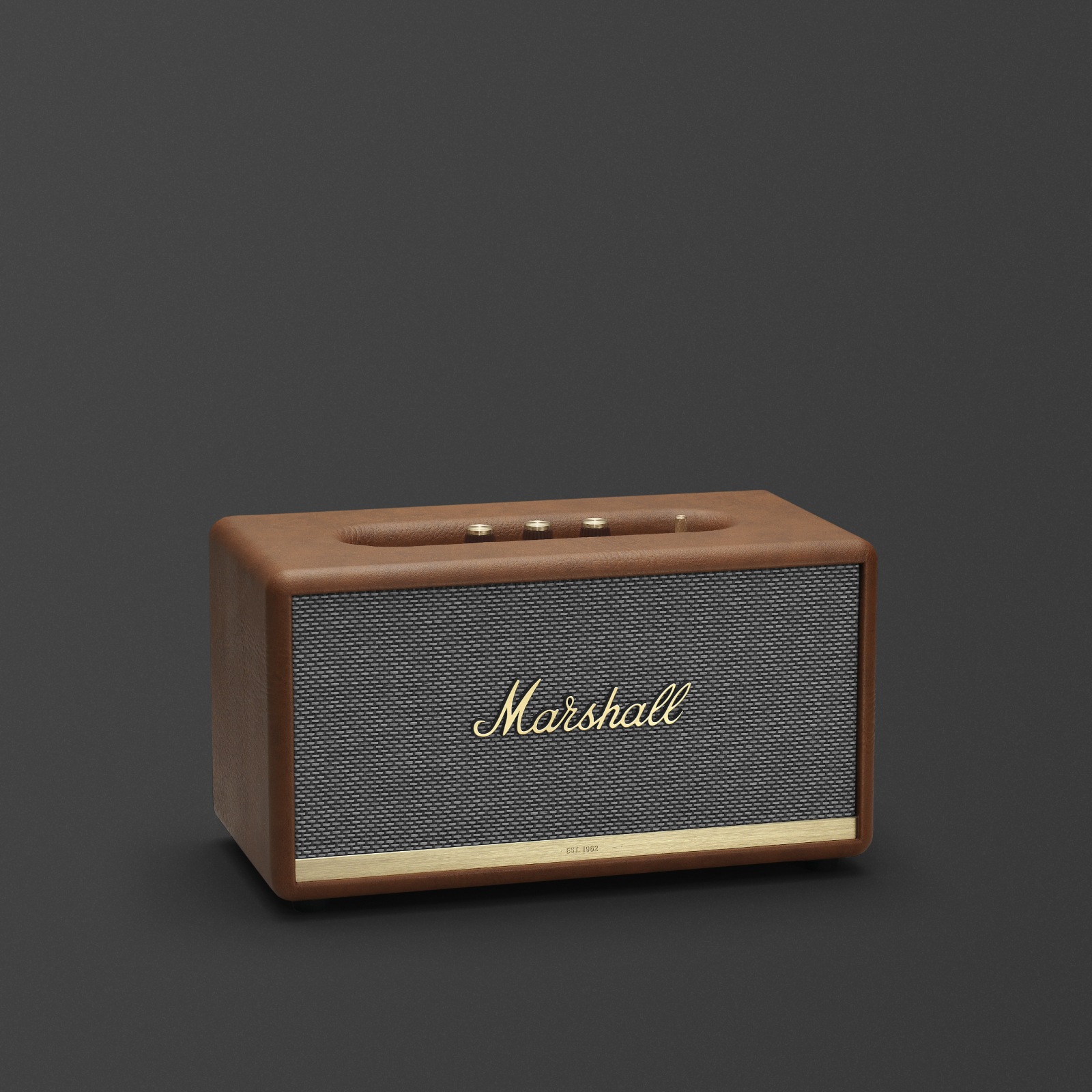 L'enceinte Bluetooth Marshall Stanmore II Brown est représentée sur un fond noir.