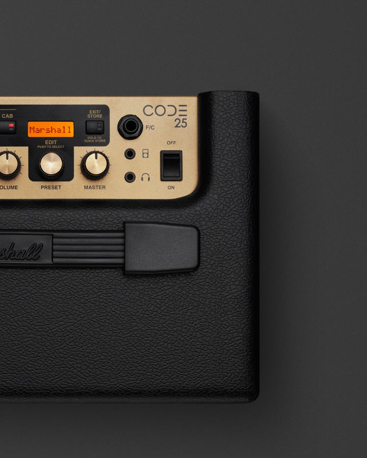 The control section on top of the 'Marshall CODE25 Combo' amplifier.
