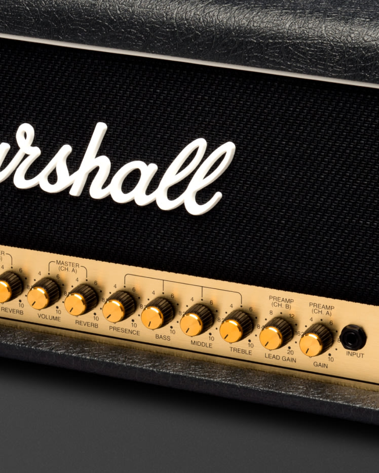 Image zoomée de la tête du JCM900 4100 montrant tous les boutons.