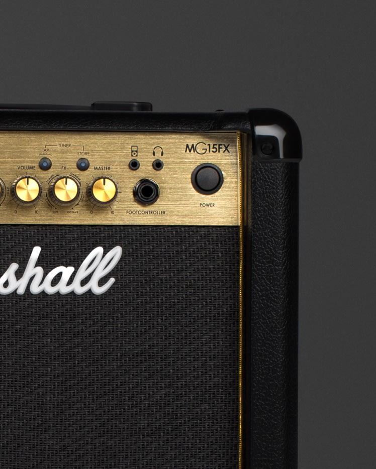 Right upper part of the Marshall MG15GFX Combo.