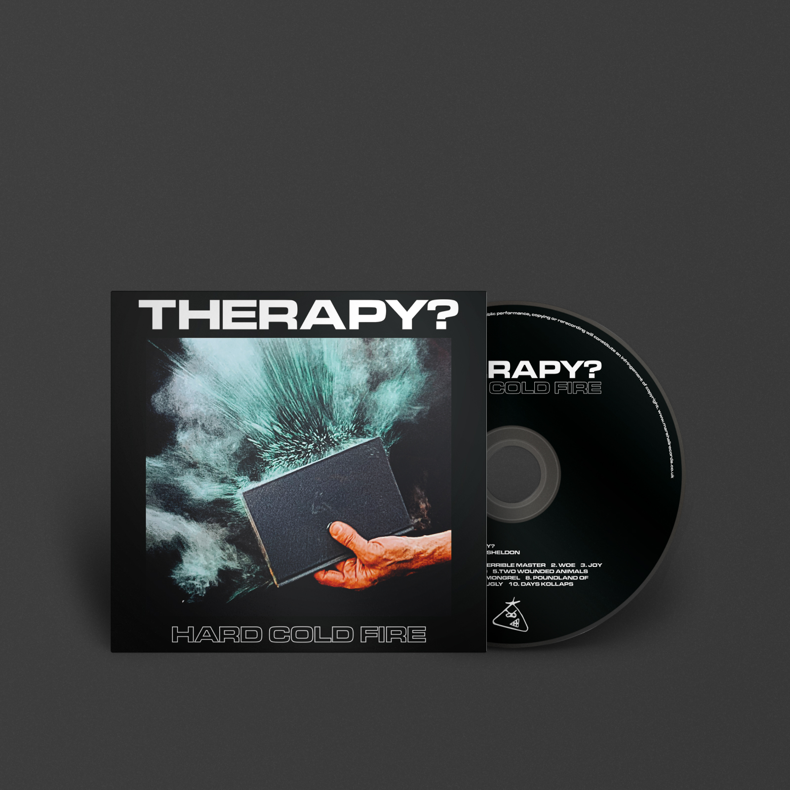 밴드 '테라피'의 '하드 콜드 파이어' CD