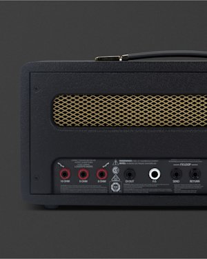 Der Marshall Origin20 Head Verstärker von hinten gesehen.