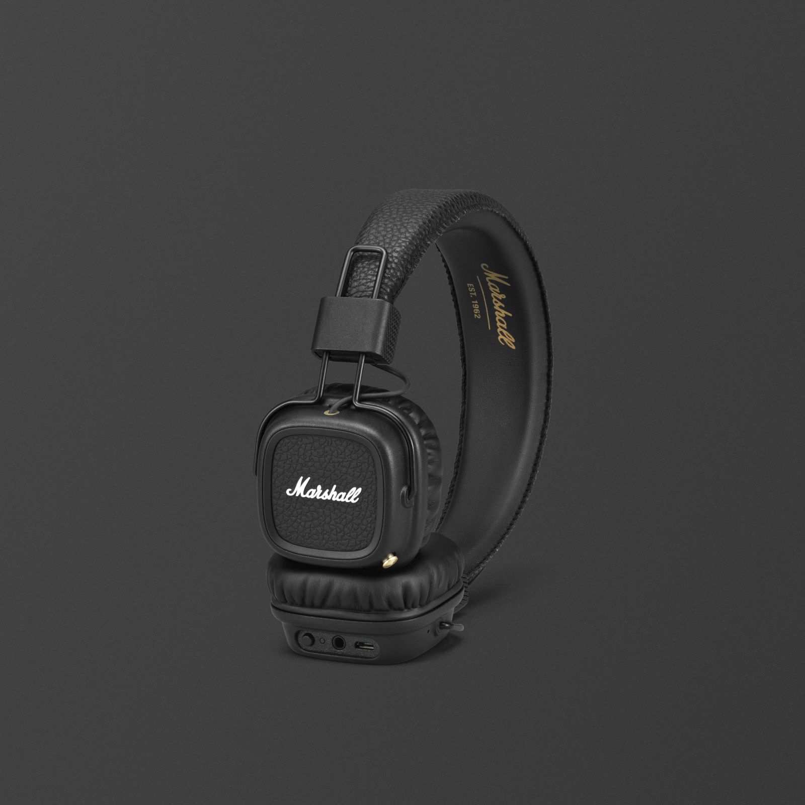 Vue avant du casque Bluetooth noir Major II.