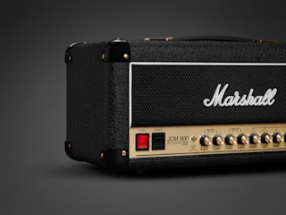 Lado izquierdo del amplificador Studio 900 Head.