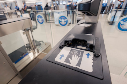 TSA E-Gates-15