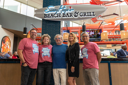 Sammy Hagar-s Beach Bar and Grill 6-24-25 (105 of 192)