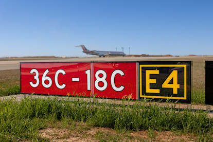 Taxiway Signs 003