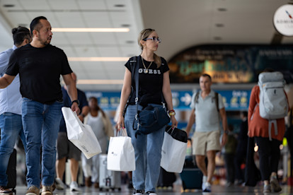 Passengers 8-27-26 (8 of 28)