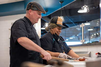 Chef Andy 11-18-25 (4 of 6)