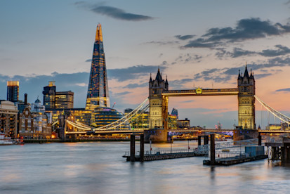 the-tower-bridge-in-london-after-sunset-2026-01-08-22-48-55-utc Large