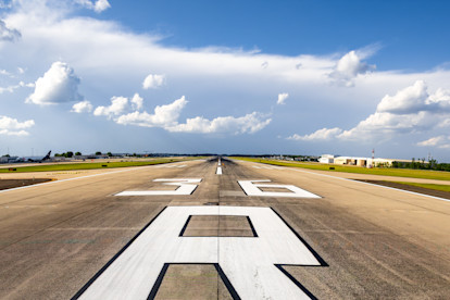 Planes and Runways 5-8-25 (13 of 18)