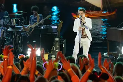 Josh King - I-m Still Standing (2)