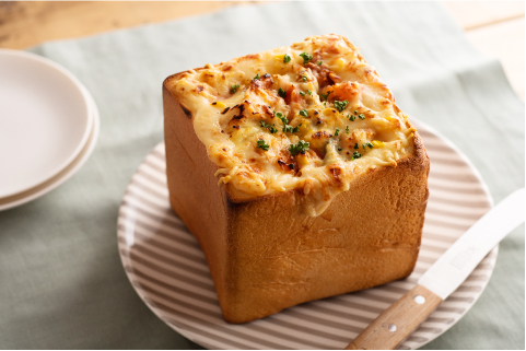 夢の丸ごとパンシチュー